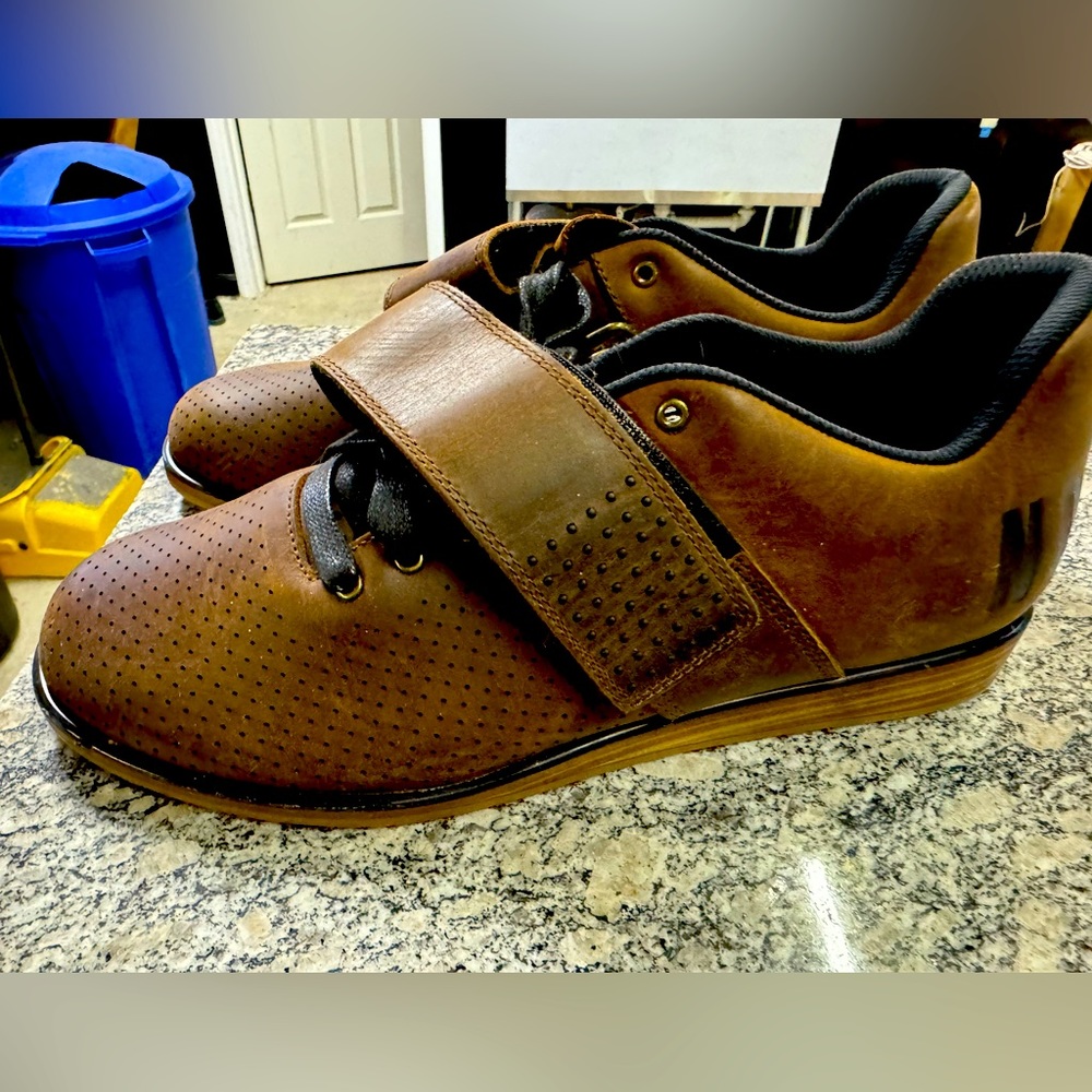 NOBULL lifters size 11